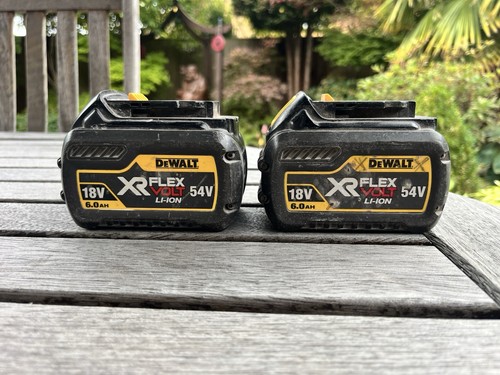 Dewalt 54v flexvolt battery - xr,