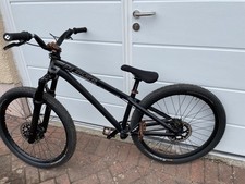 Dartmoor Two 6 Player Evo Dirt Jump Bike  26 Inch Wheels