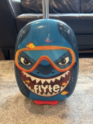 Zinc flyte shark scooter - shark,