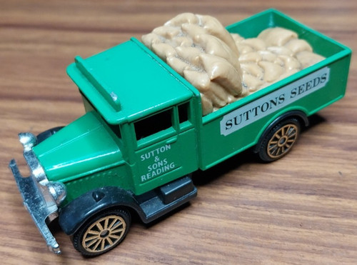 Corgi morris truck sutton - morris,