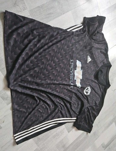 Man utd third shirt size - third,