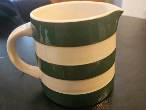 Green cloverleaf - t, g