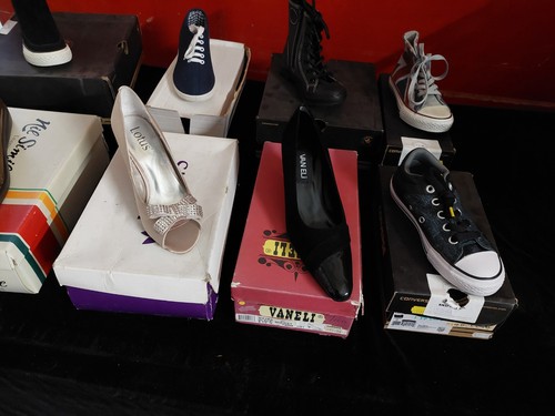 Job lot shoes pairs many - lot,