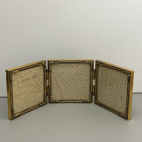 Vintage tri fold - tri-fold, triple
