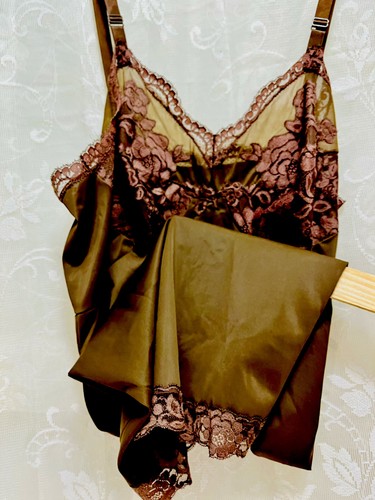 Gossard vtg lace slip - gossard, vtg.