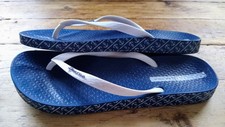 IPANEMA BLUE & WHITE FLIP FLOPS UK 6 ANCHOR DESIGN ON SOLE - THONG STRAP - NEW!