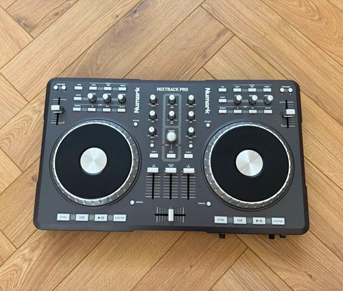 Numark mixtrack pro deck dj - pro,