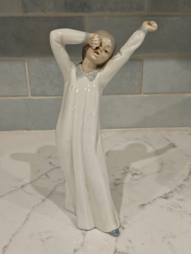 Lladro nao porcelain figure - lladro,