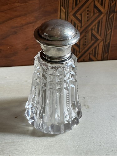 Antique perfum crystal cut - antique,