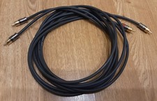 2 x AudioQuest Gold Plated RCA Phono Interconnect Leads. 2.5 meter length.