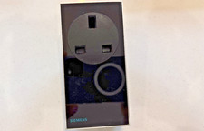 Lightwave RF On / Off Plug-in Socket & Remote Control Kit White (LW320 + LW204)