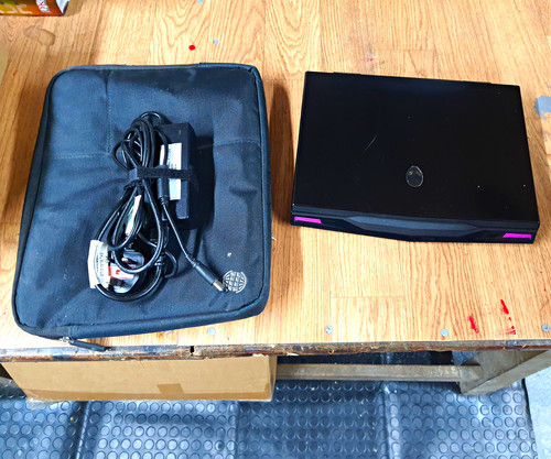 Dell alienware m11x 6in - dell,