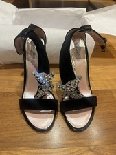 Aruna Seth Ladies Black Heels Size 4
