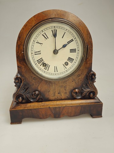 Antique quarter striking - quarter,