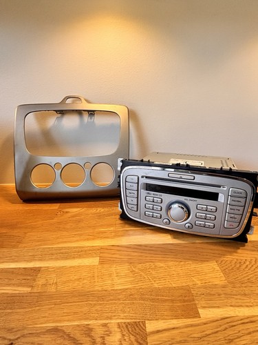 Genuine ford 6000 radio - 6000, /