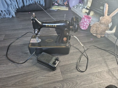Singer sewing machine - sewing,