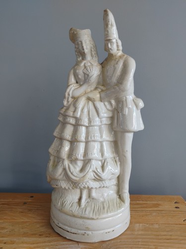 Large 19thc white - 19thc, ceramic