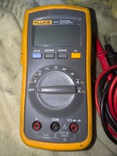 Fluke 111 Multimeter Excellent