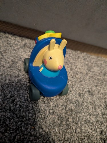 Hasbro rebecca rabbit little - hasbro,