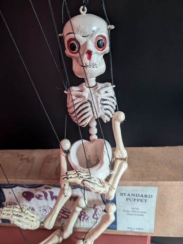 Pelham puppet disjointed - pelham,