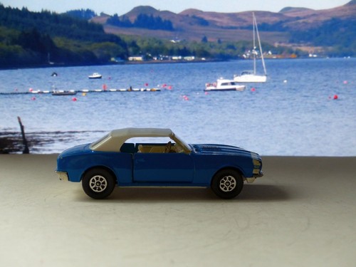 Corgi toys 304 - toys,
