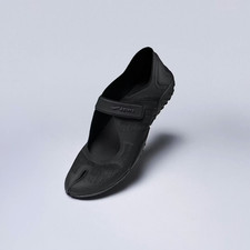 NikeSKIMS Footwear Rift Mesh |