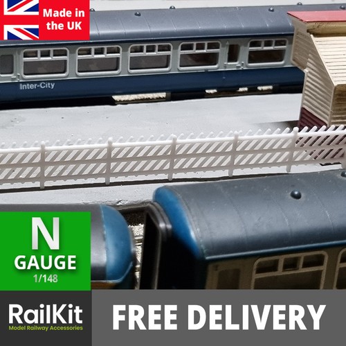 Gauge white fencing station - n,