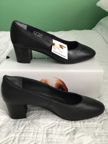 New ladies black size - 7, hush