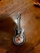 Vintage Guitar Invicta