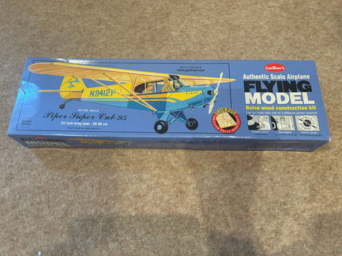 Piper super cub flying - super,