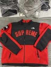 Supreme x North Face Arc Logo