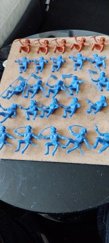 Union cavalry riders - cavalry,