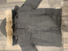 Mens Canada goose size Medium brand new grey jacket with black badge