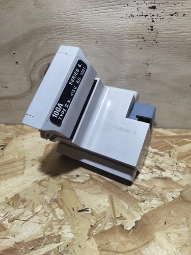 Henley series 6 single - -,