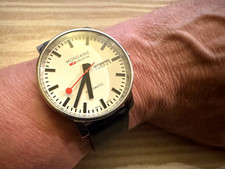 Men's Mondaine Swiss Railways Automatic – 40mm – Date/Day - GGL.D452 wrist watch