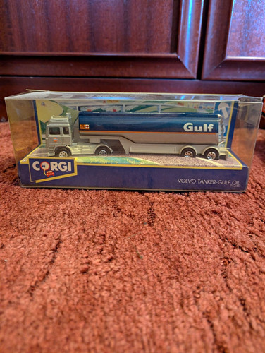 Corgi classics volvo gulf - classics, oil