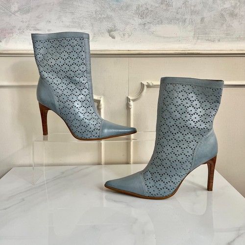 Ravel light blue - ravel, leather