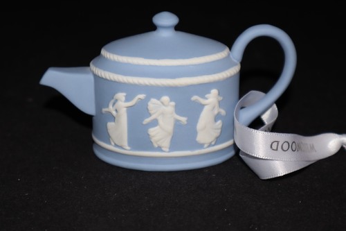 Wedgwood jasperware christmas - wedgwood,