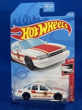 Hot Wheels '96 Chevrolet Impala SS White #227 227/250  HW Rescue 6/10