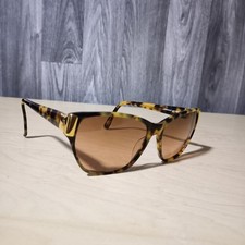 Serengeti Drivers by Corning