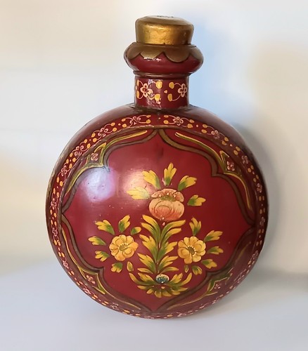 Hand painted - 16",