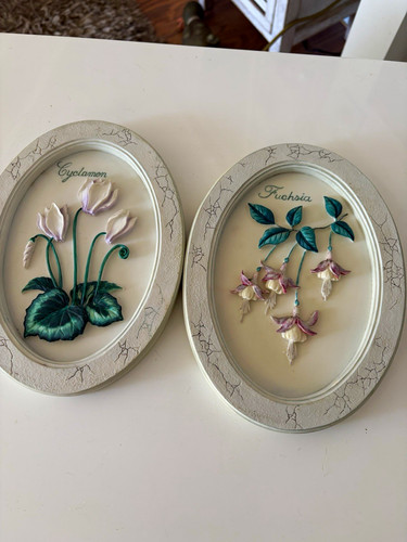 Marks spencer hand painted - &,