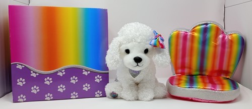 Fluffy puppy dog bright - bright, paws