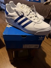 MENS ADIDAS ORIGINALS AS 520