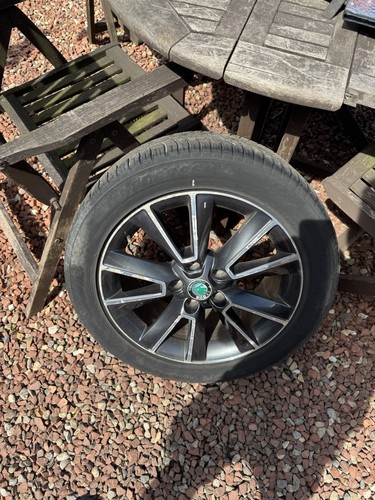 Skoda yeti alloy wheel - skoda,