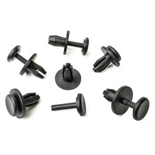 15x Plastic Expanding Rivets