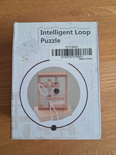 Wooden rope loop puzzle - wooden,