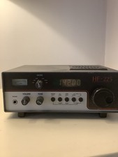Lowe HF-225 Communications