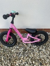 Specialized Hotwalk Balance Bike Pink