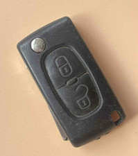 GENUINE PEUGEOT 2 BUTTON REMOTE FLIP CAR KEY FOB - FREE DELIVERY